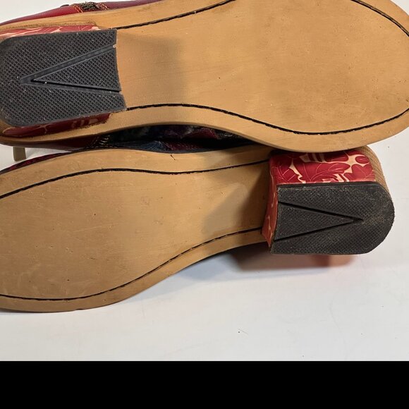 Women's size 8 boots - Picture 7 of 13